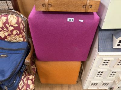 2 X FOOTSTOOLS
