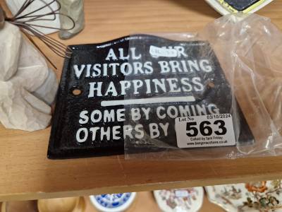 SLOGAN SIGN