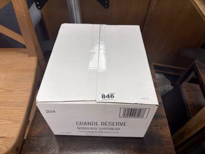 CASE OF DE LA LIGNE WINE