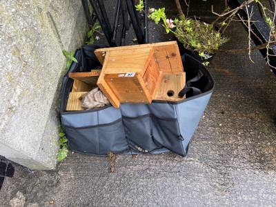 3 X BIRD BOXES