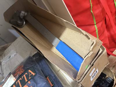 2 X METAL CUTTERS
