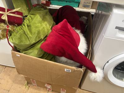 BOX OF CHRISTMAS ACCESSORIES