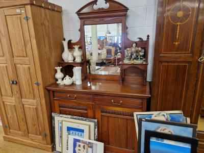 EDWARDIAN MIRROR BACK CHIFFONIER