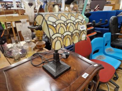 TIFFANY STYLE LAMP