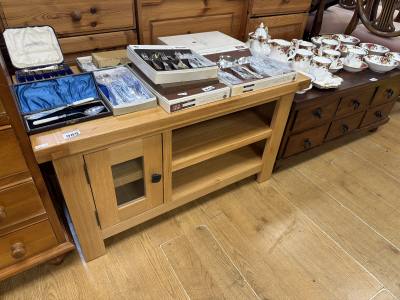 OAK CABINET