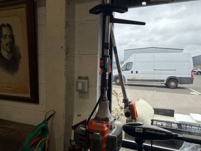 PETROL STRIMMER + ATTACHMENT (SAS)