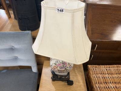 TABLE LAMP + SHADE