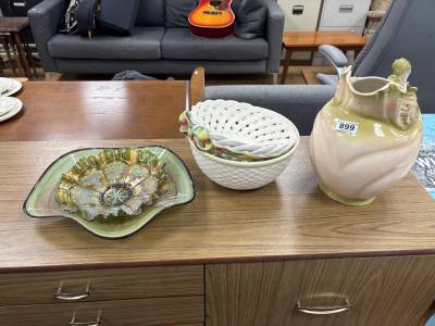 TABLE LOT + JUG