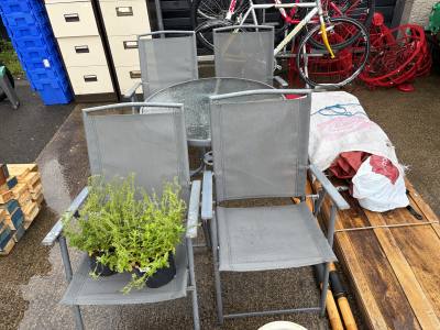GARDEN TABLE + 4 X CHAIRS