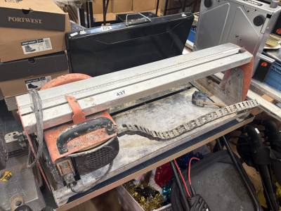 TABLE SAW