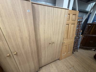 LAMINATE WARDROBE