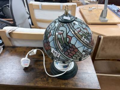 VINTAGE TIFFANY STYLE TABLE LAMP