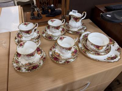 LOT OF ROYAL ALBERT COUNTRY ROSE