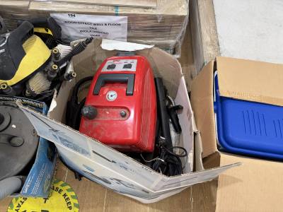 STEAM CLEANER