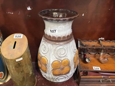 MID CENTURY VASE