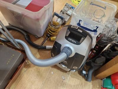 HOOVER VACUUM