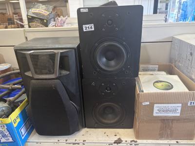 3 X SPEAKERS