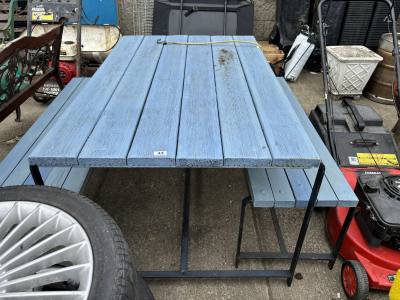 PICNIC BENCH + BENCHES