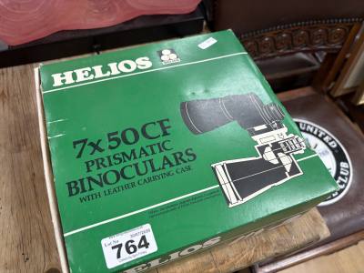 BOXED BINOCULARS