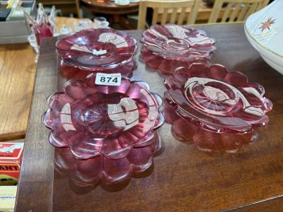 SET OF CRANBERRY PLATES