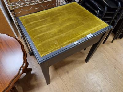 PIANO STOOL