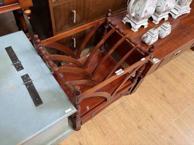 MAHOGANY MAGAZINE STAND