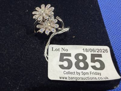 2 X NEW SILVER DAISY RINGS