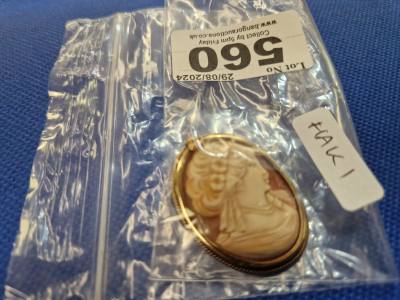 9CT GOLD CAMEO BROOCH