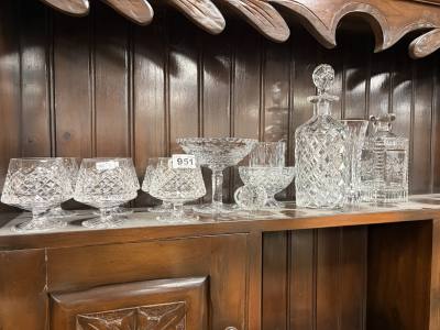 LOT OF CRYSTAL