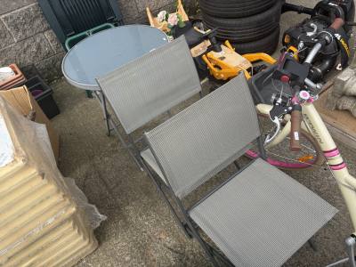 BISTRO TABLE + 2 X CHAIRS