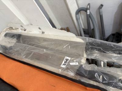 2 X SOLEA INDUSTRIAL CHEESE KNIVES 