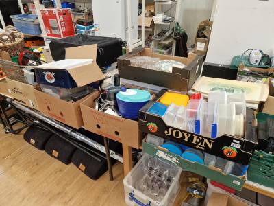 TABLE LOT OF BOXES OF KITCHENALIA