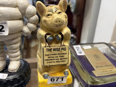 CAST IRON WISE PIG