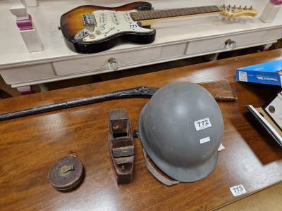 ARMY HELMET+ACCESSORIES
