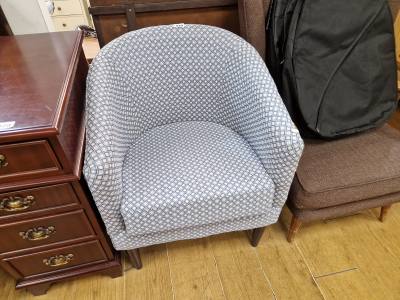 BEDROOM CHAIR