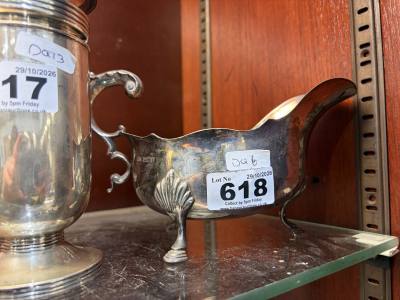 (300.8 GRAMS ) SHEFFIELD SILVER SAUCE BOAT