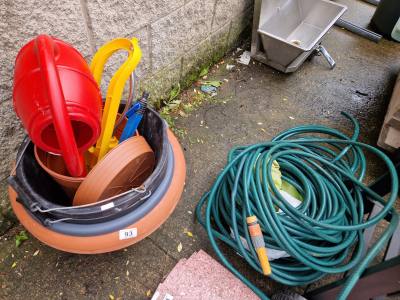 LOT OF GARDENING ITEMS ETC