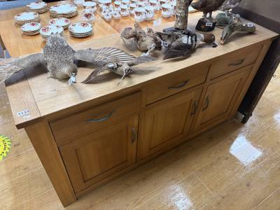 OAK SIDEBOARD
