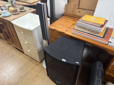 3 X SPEAKERS