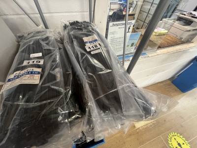5 X PACKS OF 100 ZIP TIES