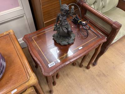 TABLE NEST