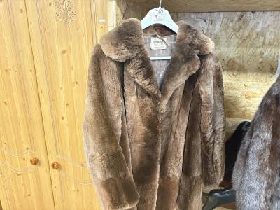 DRUCKER FUR COAT