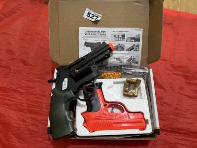 BB GUN + TOY GUN