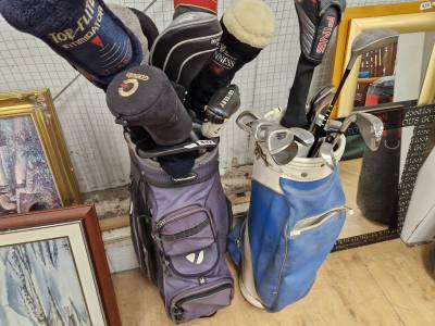 2 GOLF BAGS + CLUBS