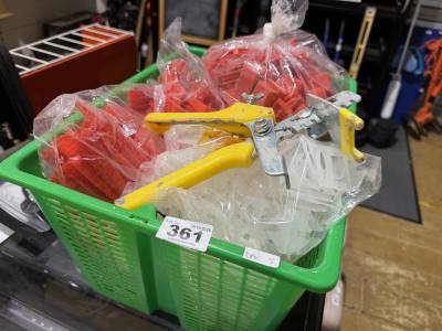BAG OF TILE WEDGES + HOLDERS
