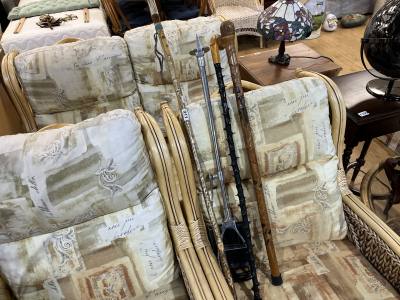 R.U.C BLACKTHORN CANES + SHOOTING STICK