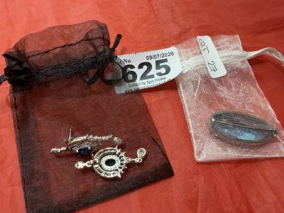 PAIR OF SILVER EARRINGS