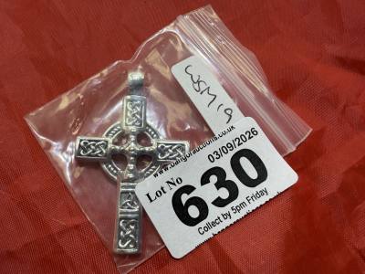 SILVER CROSS PENDANT