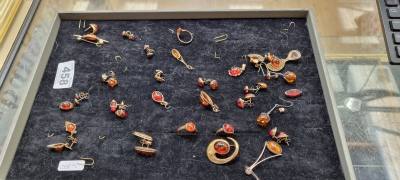 JOB LOT OF SILVER + AMBER JEWELLERY