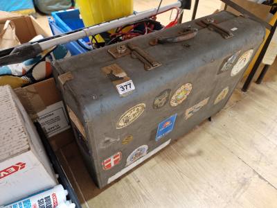 VINTAGE TRUNK